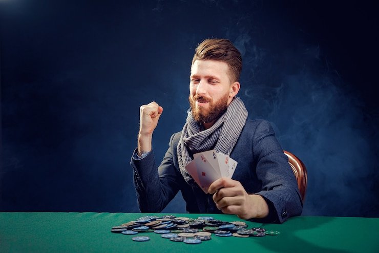 Antarmuka PMGC di aplikasi mobile pedetogel menampilkan turnamen PUBG Mobile dan tabel live-dealer